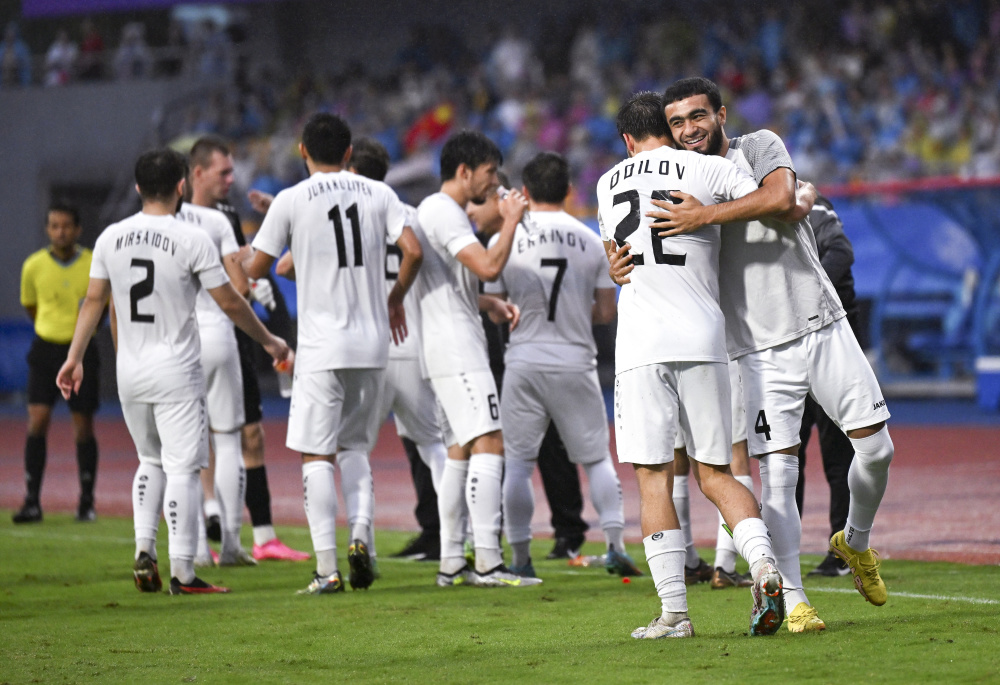 乌克兰国家队备战国际赛事，豪取昂扬气势的简单介绍