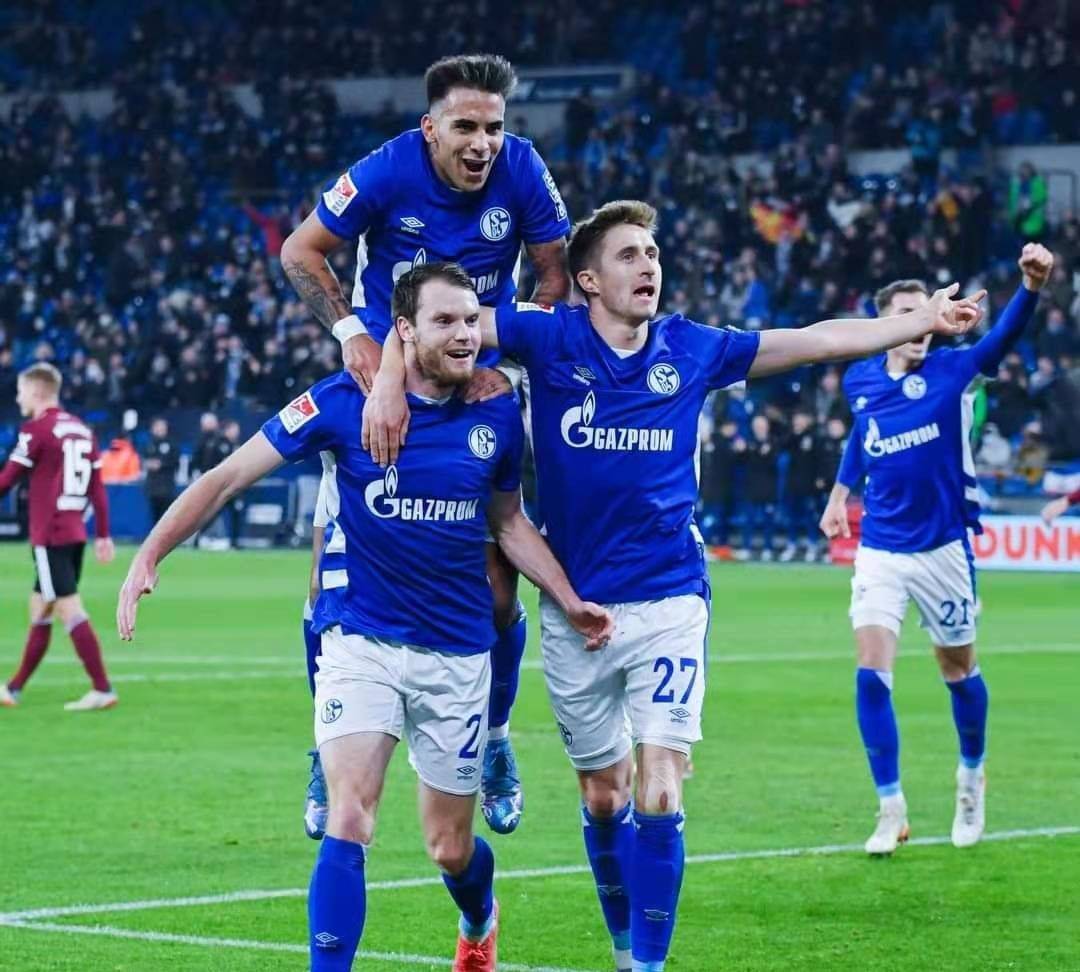 多特蒙德主场击败强敌，重返德甲争冠集团