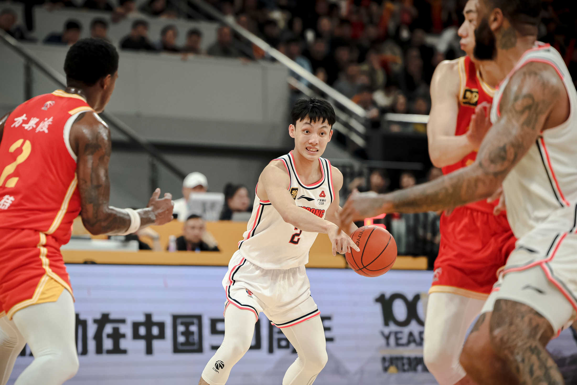 山西队主帅战术调整为争夺战略优势