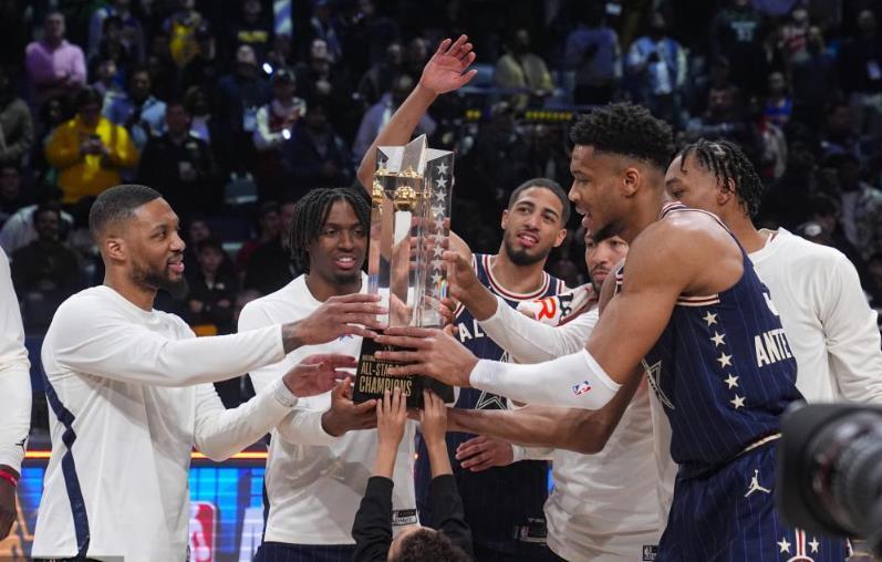NBA明星赛在即，全明星阵容引发球迷狂热追捧的简单介绍