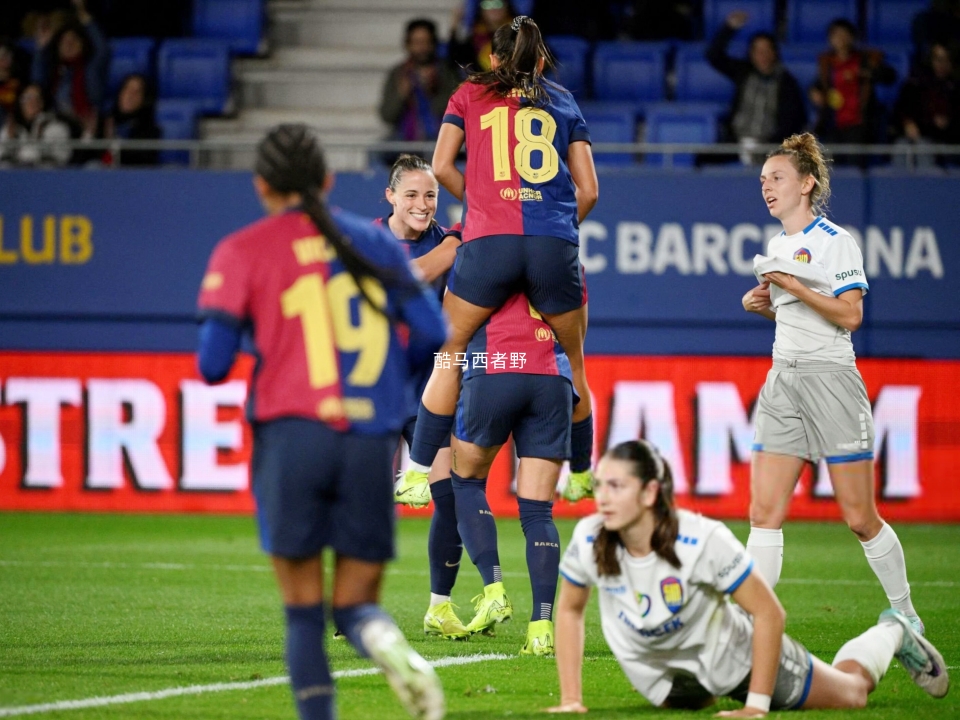 哥斯达黎加女队与奥地利女足作战 哥斯达黎加女队与奥地利女足作战