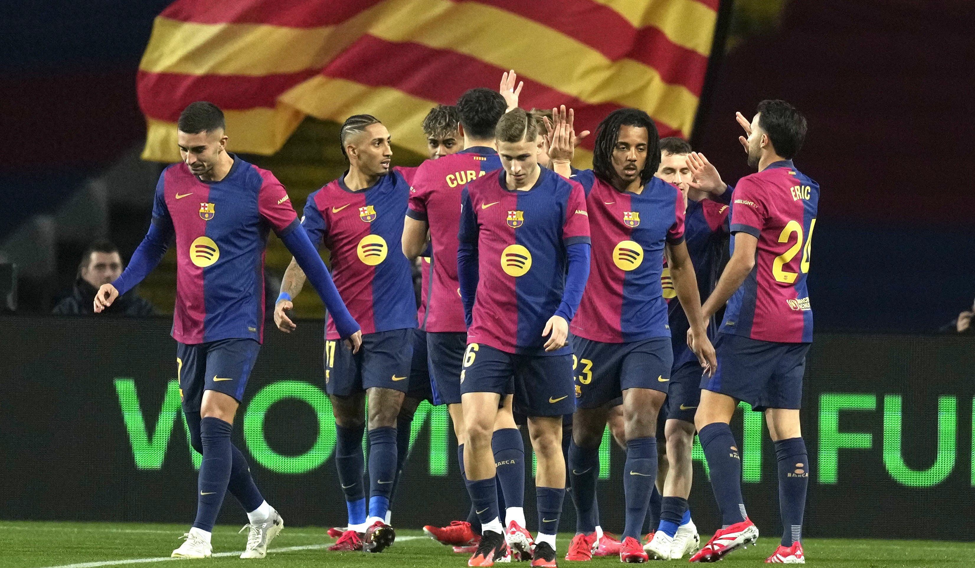 关于瓦伦西亚客场逼平罗马，力保不败记录的信息