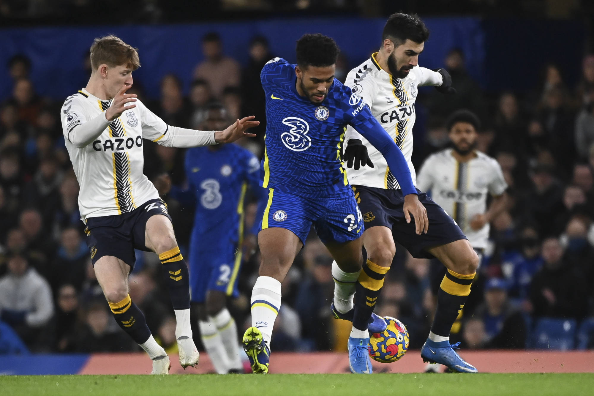 切尔西阵容整体表现出色，阿拉维斯主场取胜