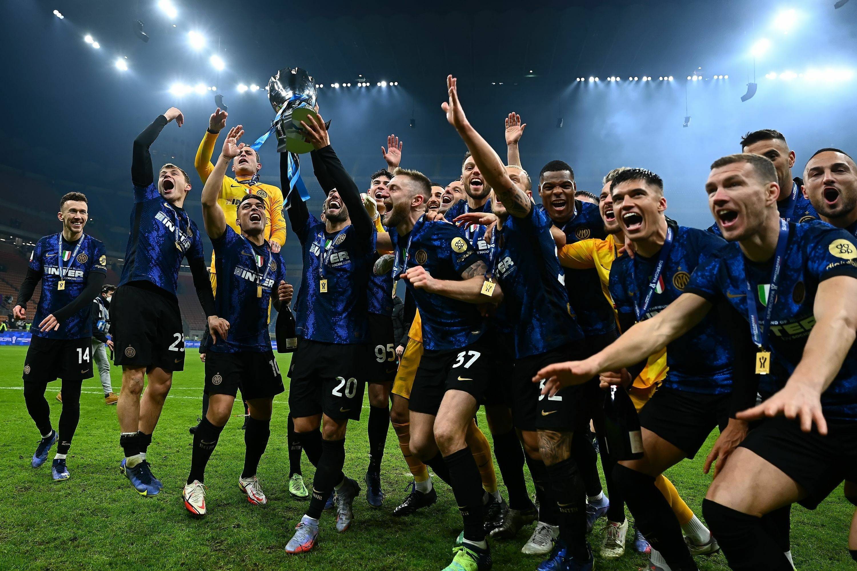 国米-战胜AC米兰,争冠形势日益乐观的简单介绍 国米-战胜AC米兰,争冠形势日益乐观的简单介绍