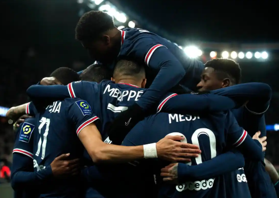 那不勒斯惨遭惨败，联赛排名下滑