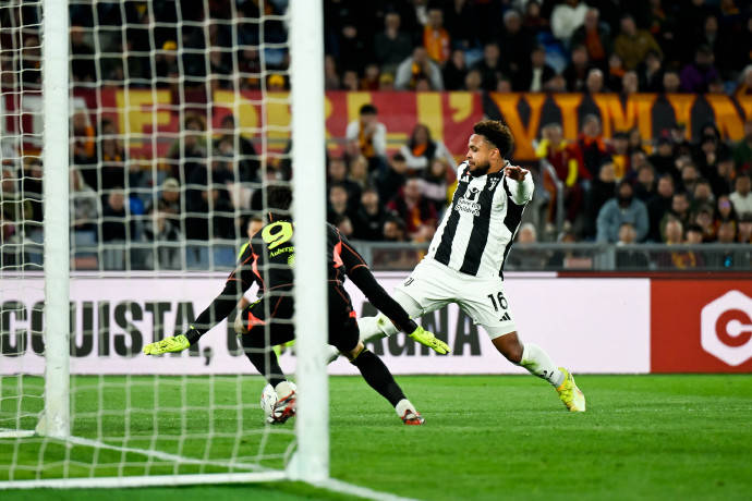 关于尤文图斯遭逆转!罗马主场2-1逆转绝杀,夺得意甲领先地位的信息 关于尤文图斯遭逆转!罗马主场2-1逆转绝杀,夺得意甲领先地位的信息