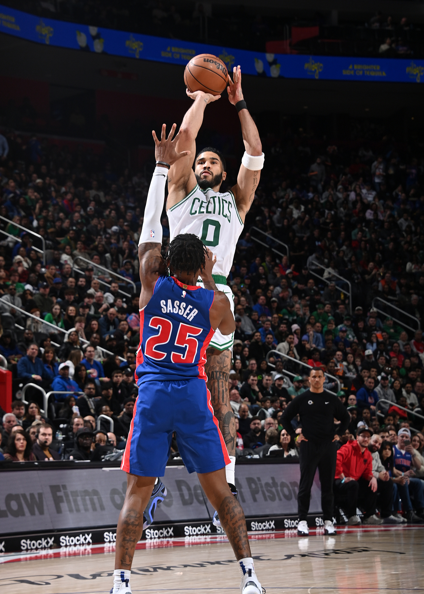 关于凯尔特人加时时刻逆袭活塞，Tatum砍43分！的信息