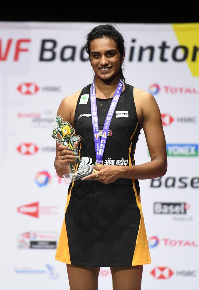 包含法国羽毛球队横扫印尼羽毛球队，辛杜统治全场的词条