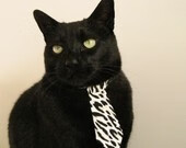 钢铁防线与赛道争锋，斯通斯如何以F1车手的精准接管关键战