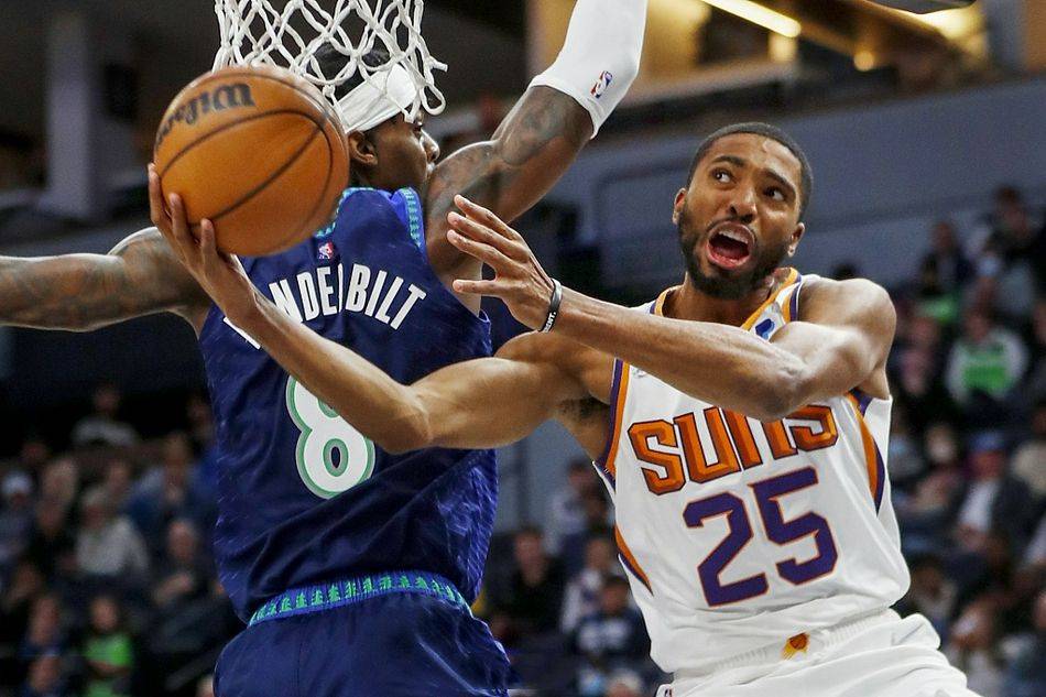 开拓者对阵上海队,马克西发挥堪称完美 开拓者对阵上海队,马克西发挥堪称完美