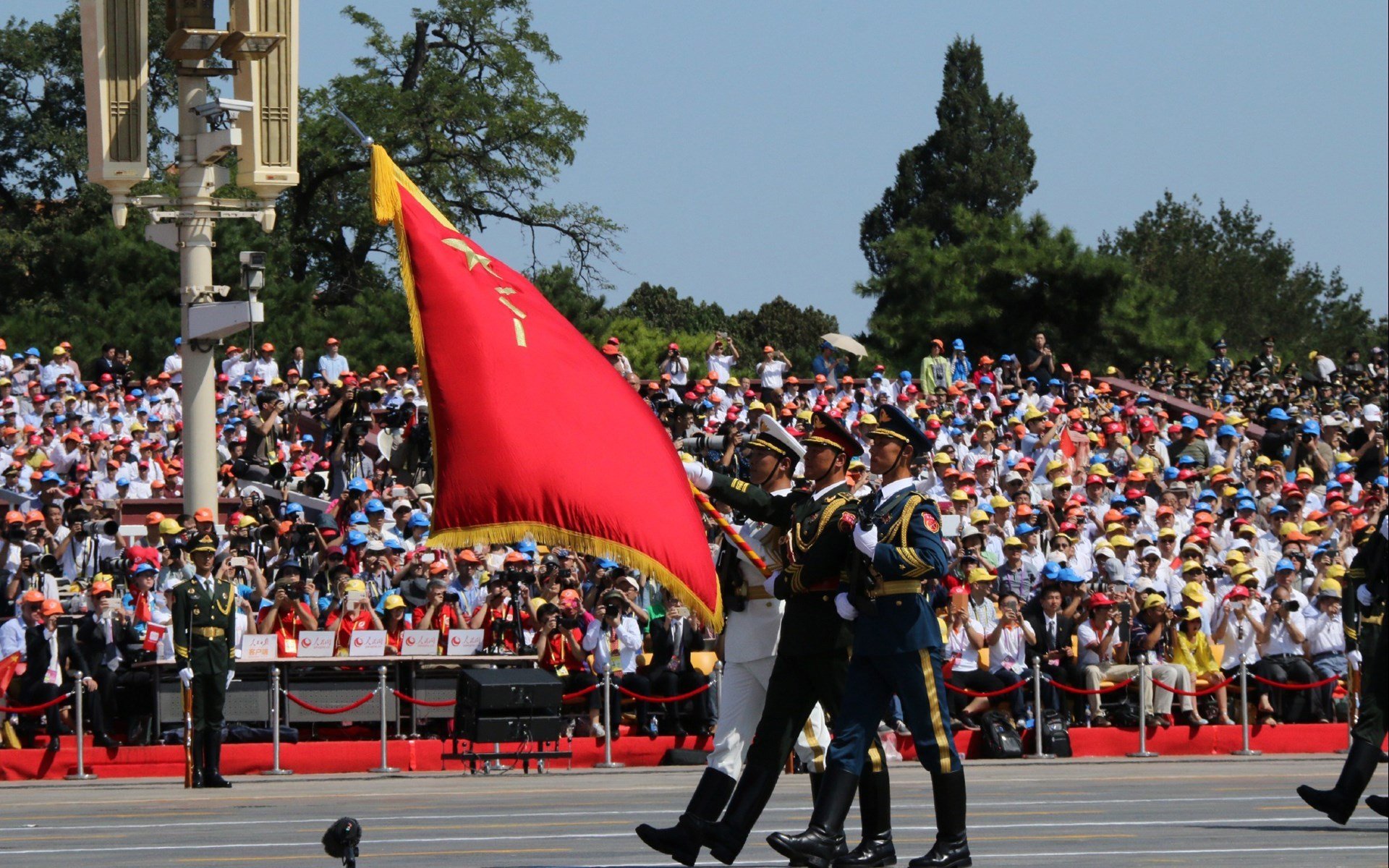 星辉与草莽,那个改写世界排名的雨夜